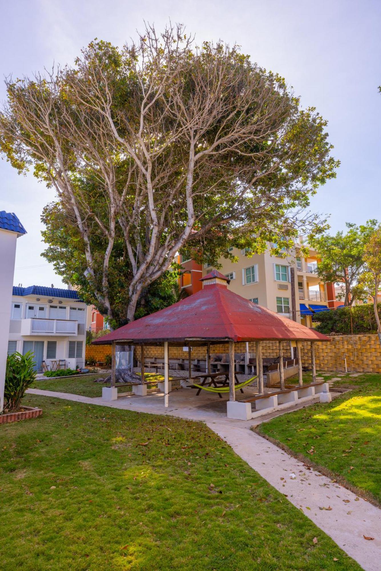 Jobos Beach Apartment A-3 Isabela Εξωτερικό φωτογραφία